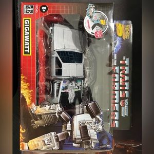 GameStop Exclusive Back to the Future Transformer: Gigawatt